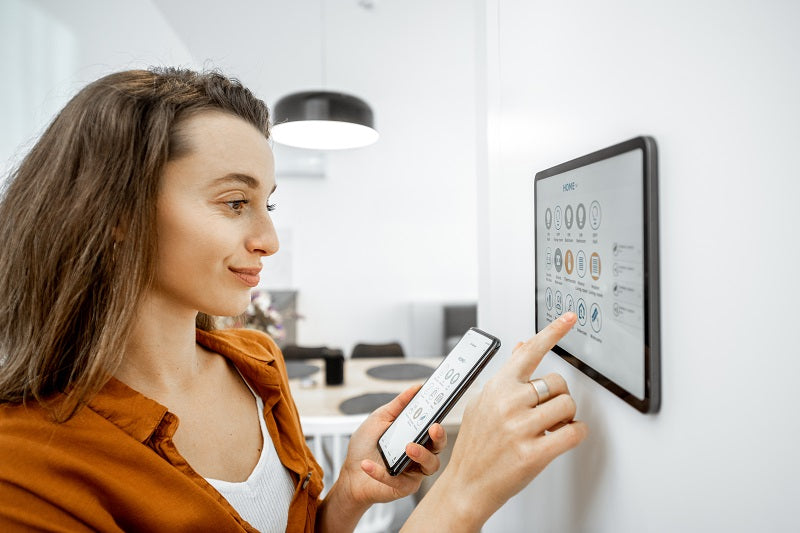 AI and Robotics in Daily Home Life: Transforming Tomorrow's Living Spaces